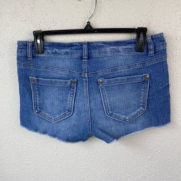 Fire Los Angeles Denim Cut Off Shorts Size 7 EUC - Picture 3 of 5